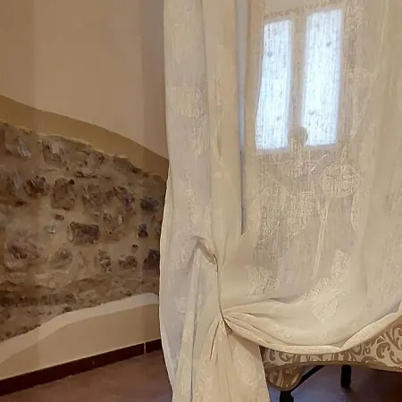 Nel Vicolo Dei Baci - Al Bacio דירה *