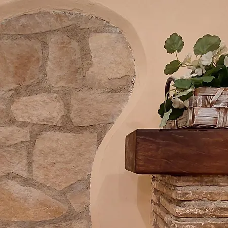 Nel Vicolo Dei Baci - Al Bacio * Spello