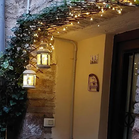 Apartment Nel Vicolo Dei Baci - Al Bacio *