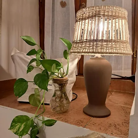 Nel Vicolo Dei Baci - Al Bacio * ספלו