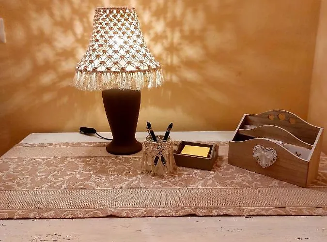 Nel Vicolo Dei Baci - Al Bacio *