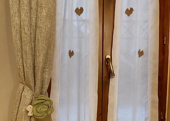 Nel Vicolo Dei Baci - Al Bacio * Spello