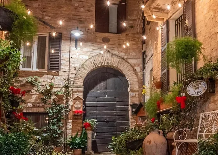 Nel Vicolo Dei Baci - Al Bacio *