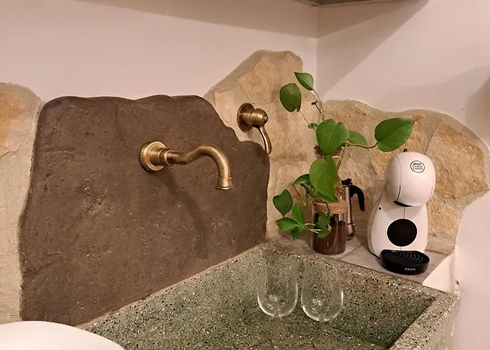 Nel Vicolo Dei Baci - Al Bacio