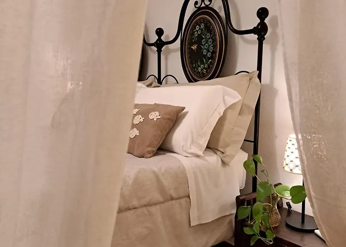 Nel Vicolo Dei Baci - Al Bacio *