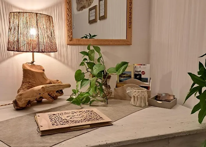 Nel Vicolo Dei Baci - Al Bacio *